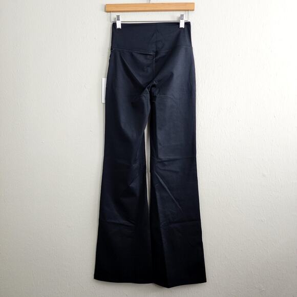 NWT Girlfriend Collective Compressive High Rise Flare Leggings Black Medium NEW - Picture 8 of 9